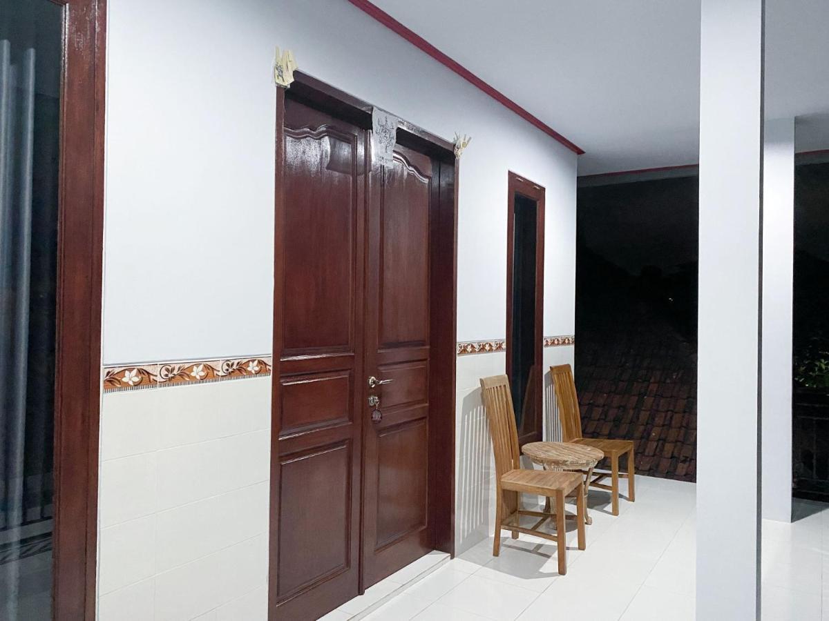 Taman Ratih Guest House Canggu  Exterior photo