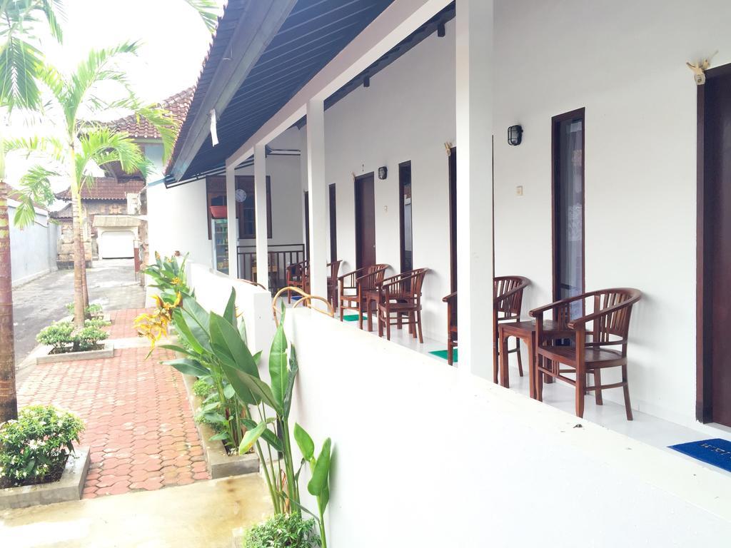 Taman Ratih Guest House Canggu  Exterior photo