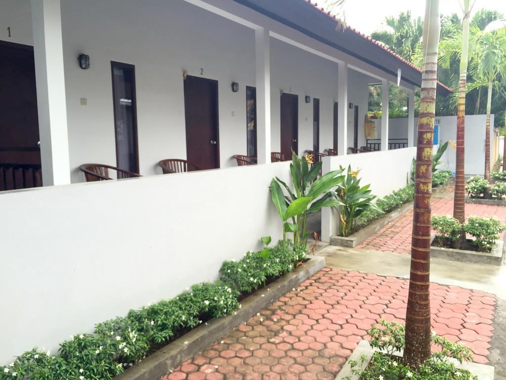 Taman Ratih Guest House Canggu  Exterior photo